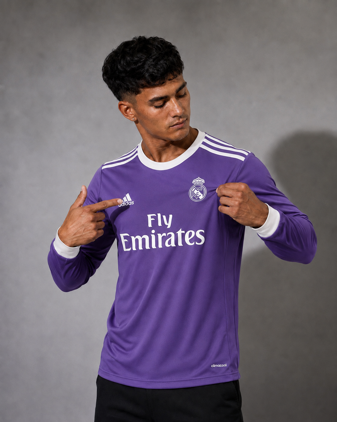 Camisa Real Madrid Retrô 2016/17 – Away Roxa Fly Emirates