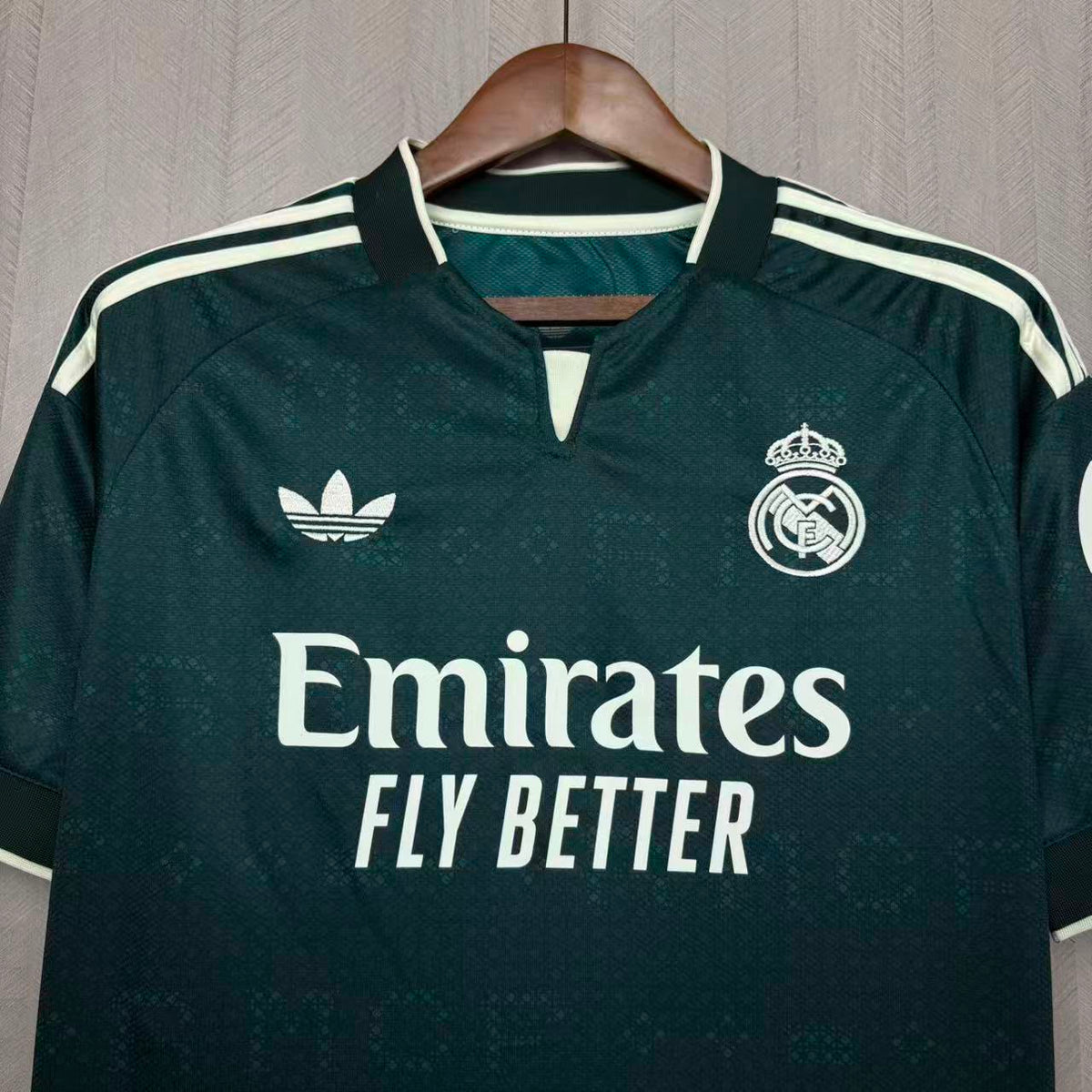 Camisa Real Madrid Third 26/27 Verde – Versão Torcedor