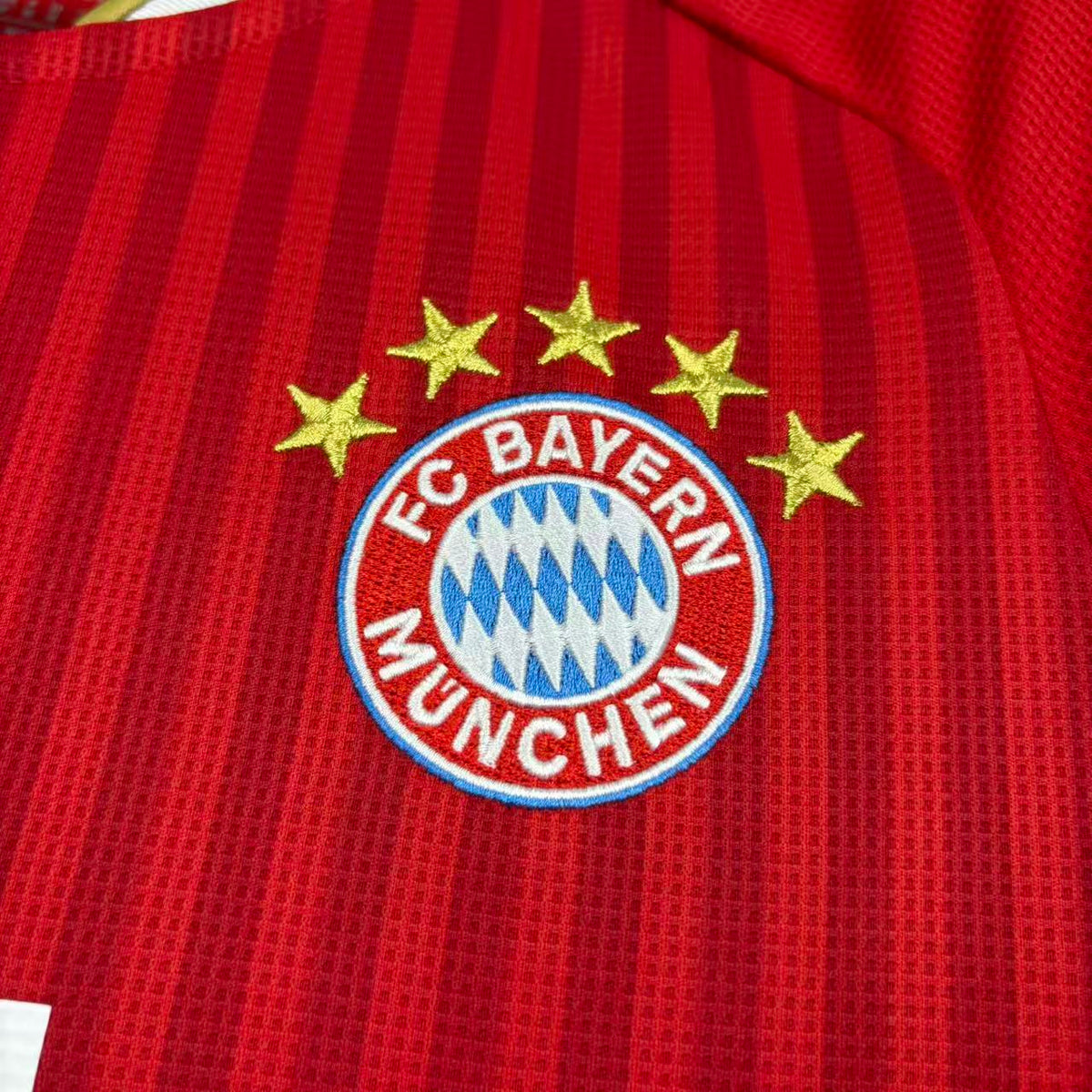 Camisa Bayern de Munique Home 26/27 – Masculina – Versão Torcedor