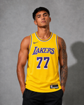 Camisa Los Angeles Lakers Luka Dončić #77 Amarela