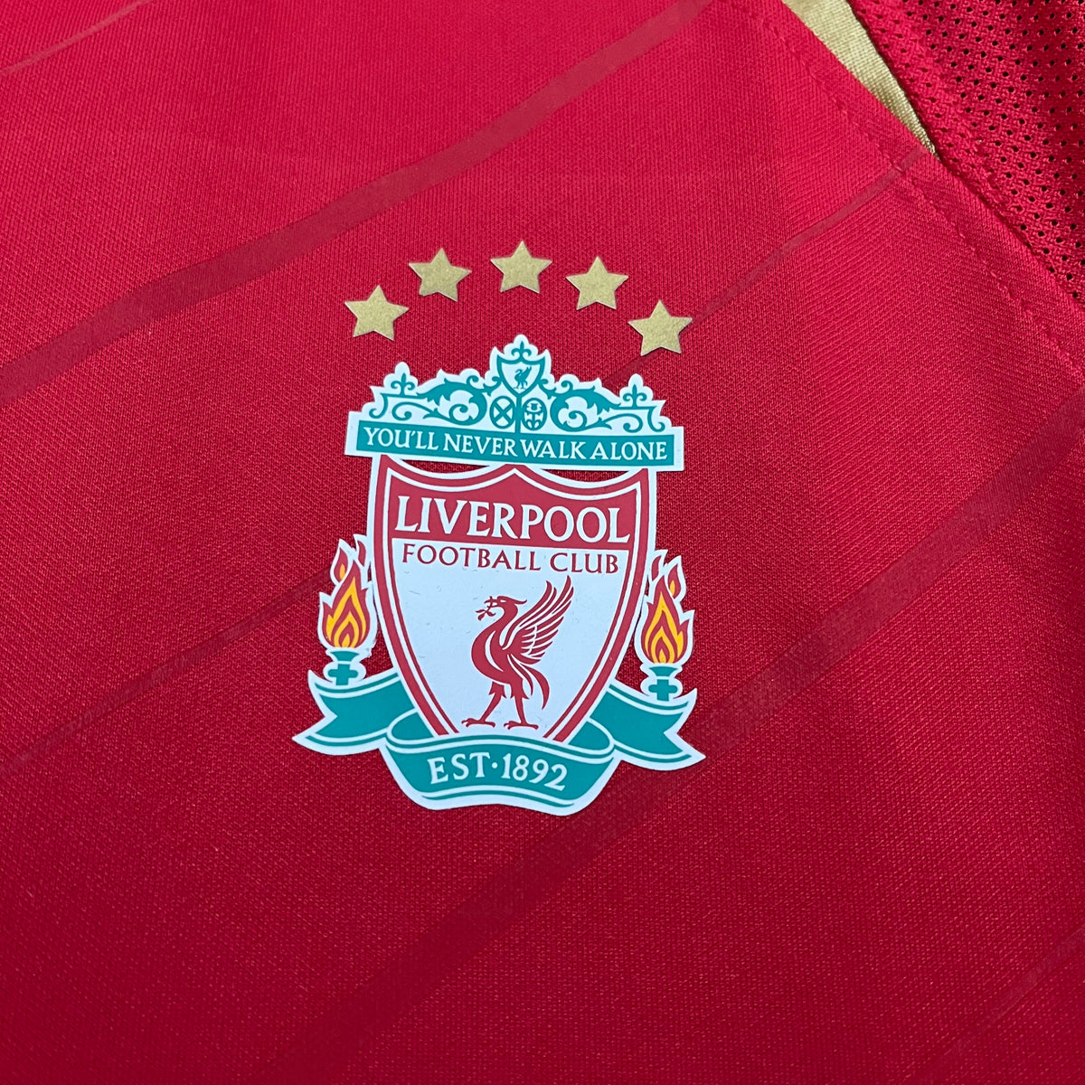 Camisa Liverpool Retrô 2005/06 – Masculina