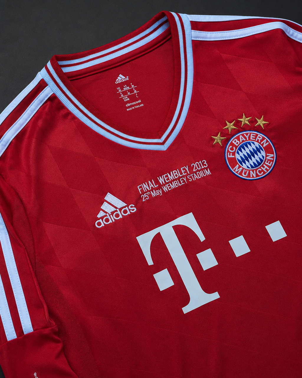 Camisa Bayern de Munique Home Retrô 2012/13 – Final de Wembley 2013 – Manga Longa