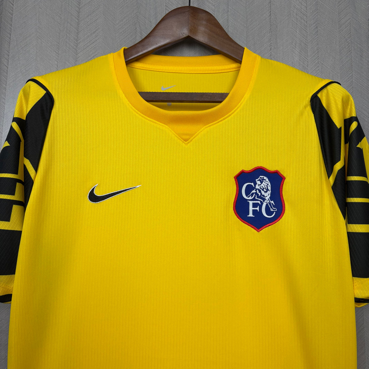 Camisa Chelsea Special Edition Amarela – Masculina – Versão Torcedor